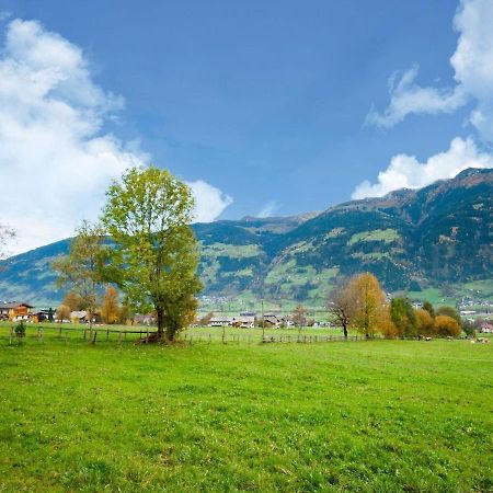 Scenic Apartment In Tirol With Garden Kaltenbach Exterior foto